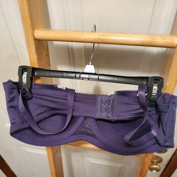 Black Fushia blue lace accent bra - Picture 3 of 7